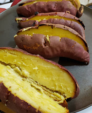 Load image into Gallery viewer, All White Mix Combo* Sweet Potato - 6 Slips (CERTIFIED USDA ORGANIC)

